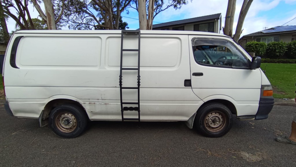 4x OZ147 Stainless Steel Gutter Ladder 147CM